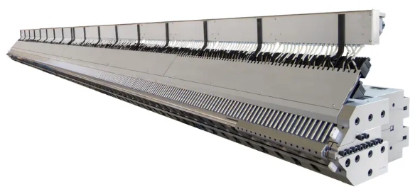 Bobine de feuille imperm&eacute;able de grande largeur pour l'imperm&eacute;abilisation des tunnels