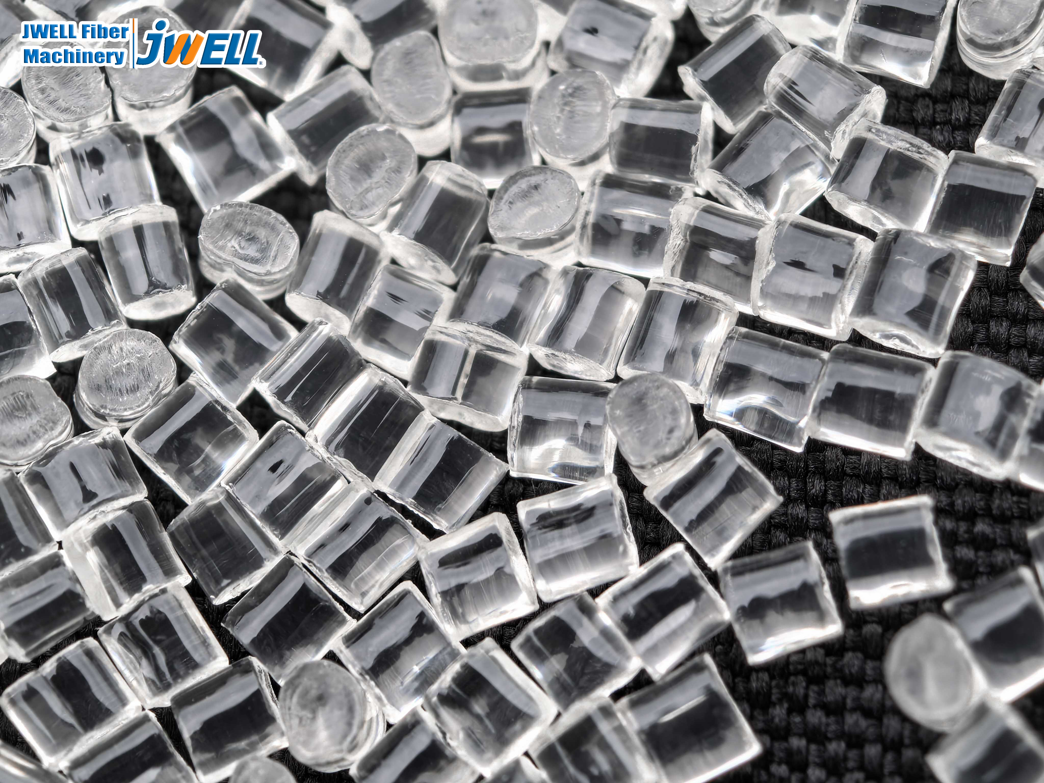 Flocons de bouteilles en PET recycl&eacute;s (lumineux)