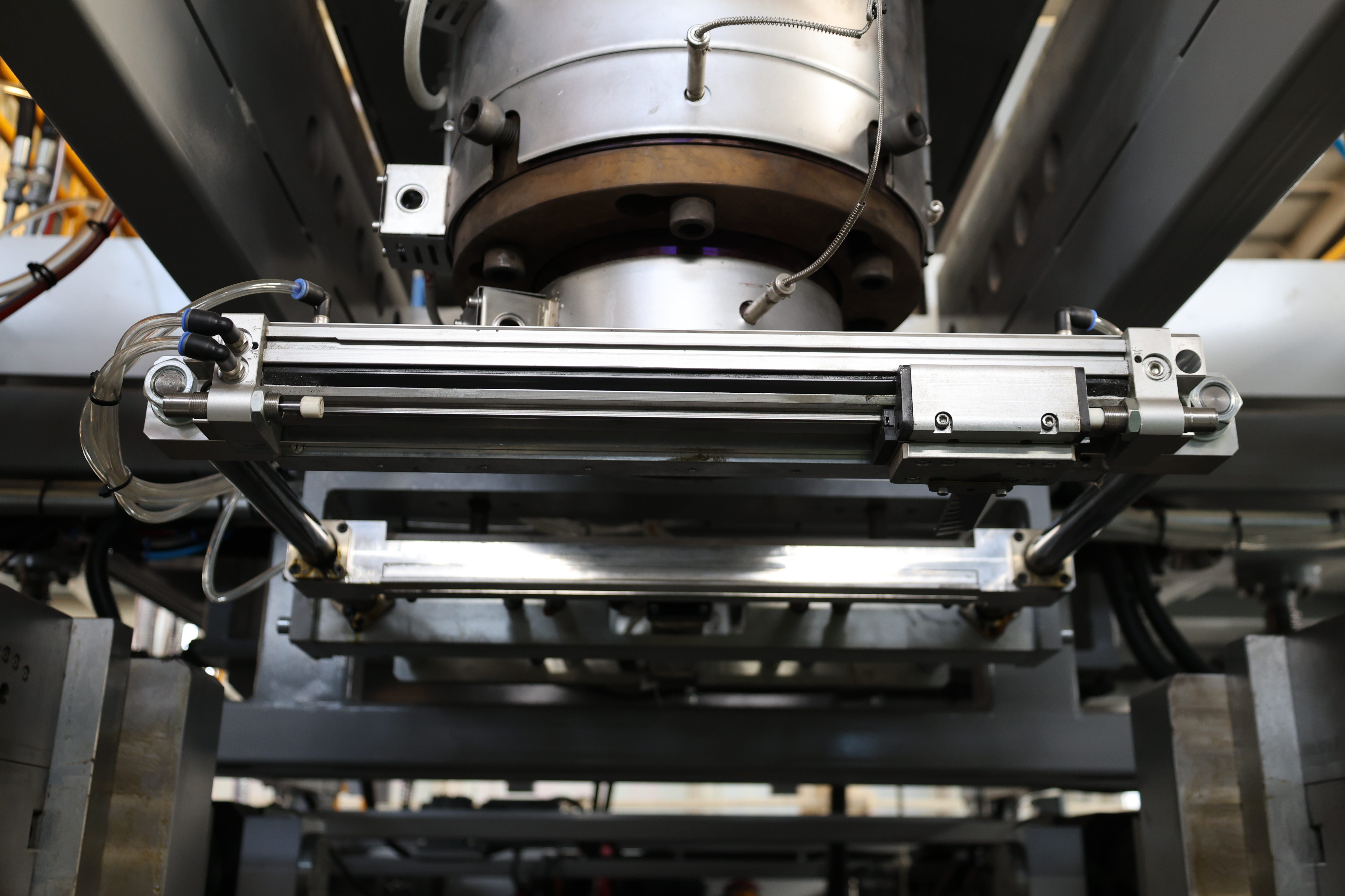 Machine de moulage par soufflage à double station 30L pour l'emballage de produits chimiques 