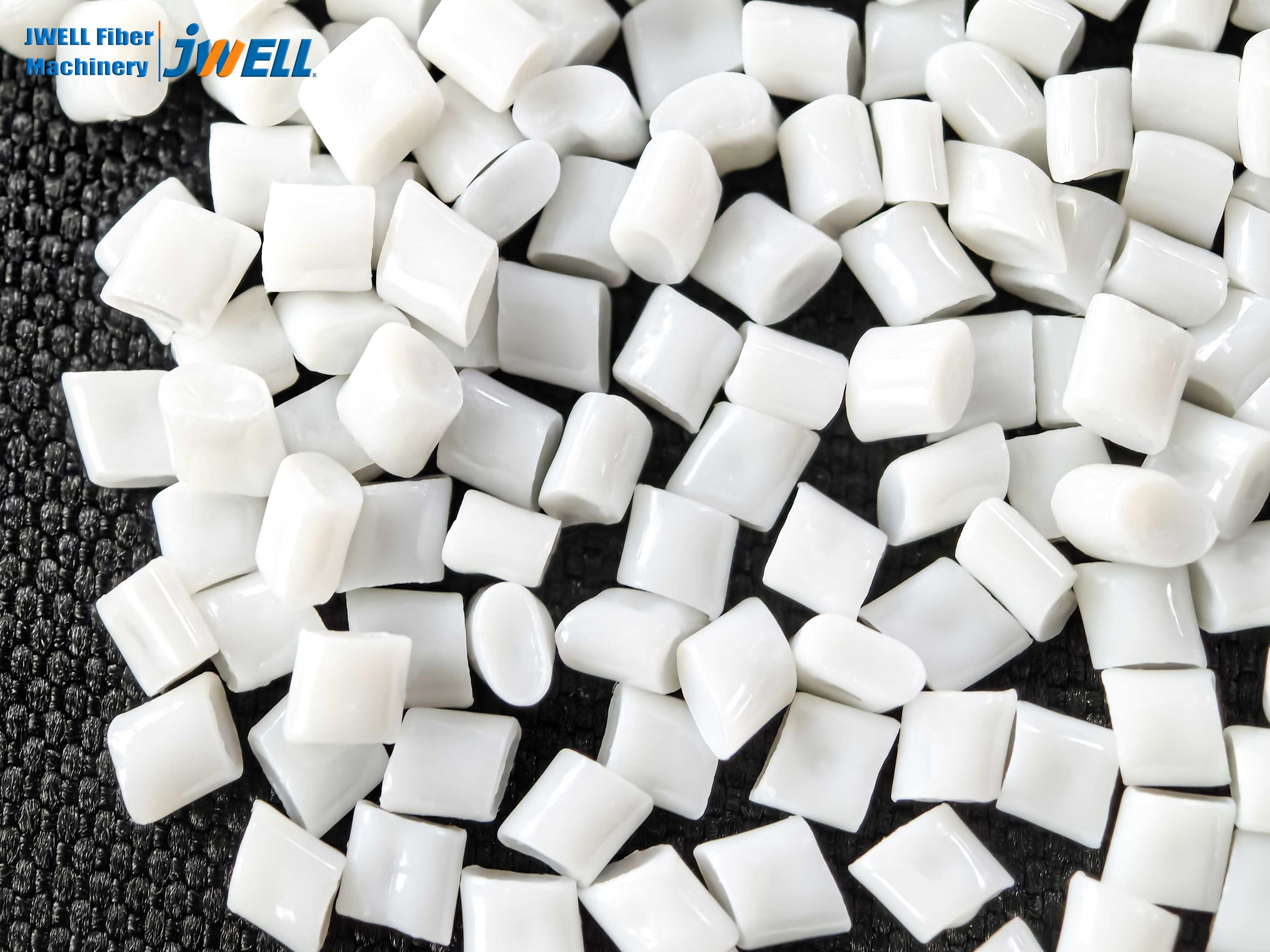 Flocons de bouteilles PET recycl&eacute;s (Semi-Mutt)