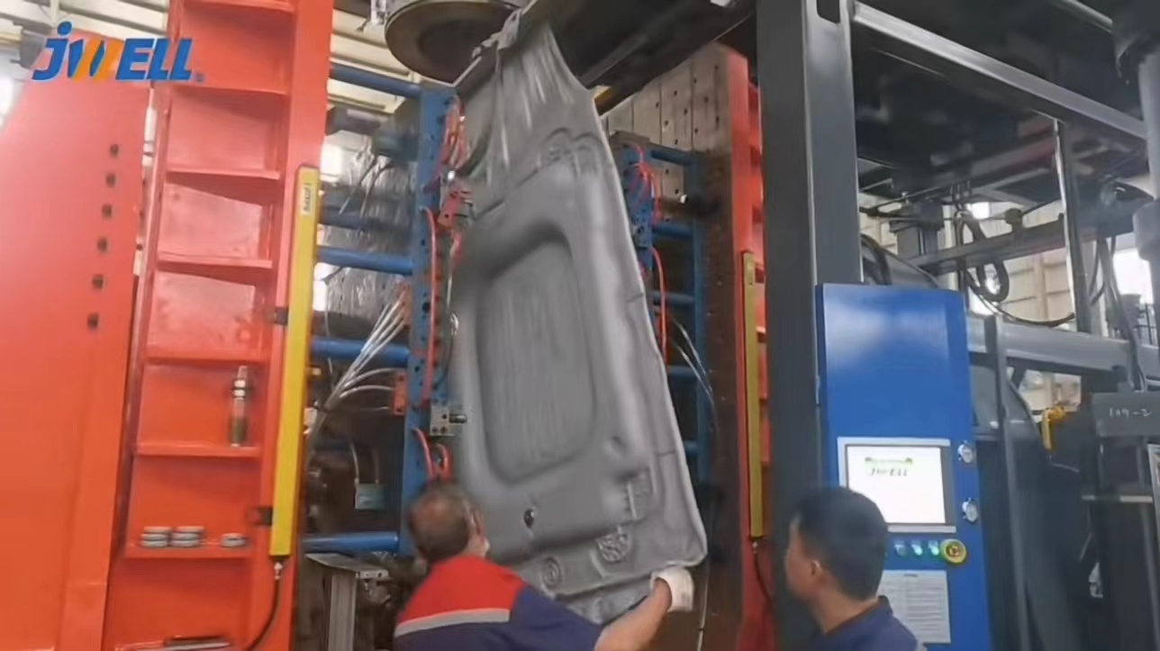 Machine de moulage par soufflage Jwell 500L/1000L pour plate-forme flottante PV/plate-forme Spar/plate-forme semi-submersible 